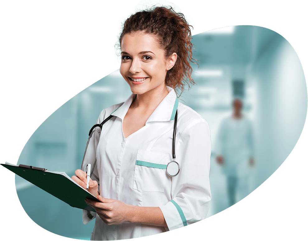 Médica sorrindo da Paraná Clínicas